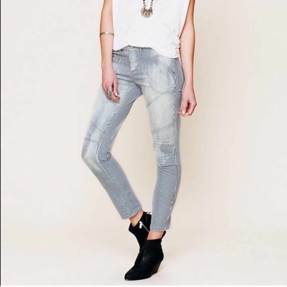 Free People Railroad Stripe Skinny Jeans ❣️